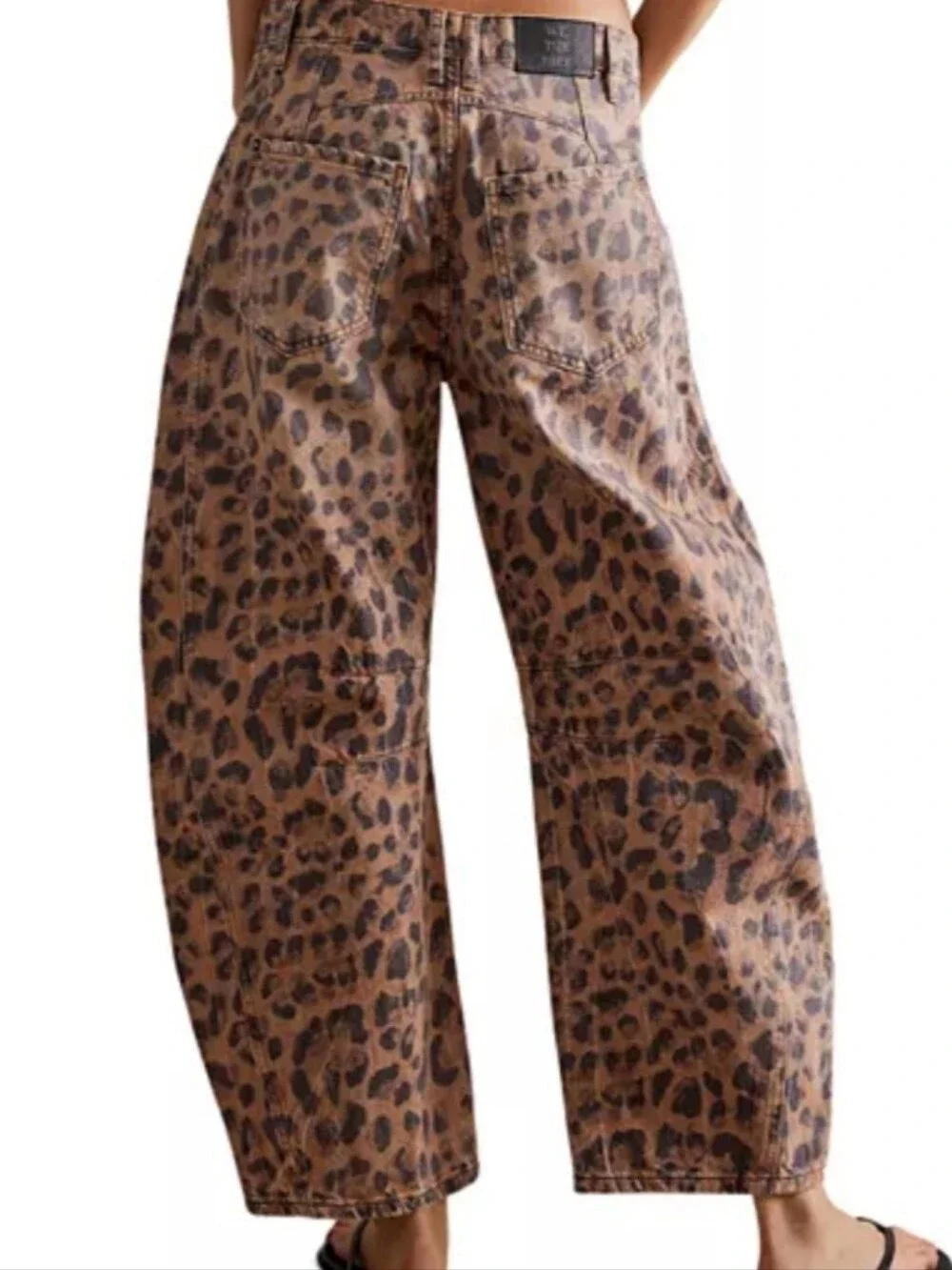 Leopard Barrel Leg Jeans 26